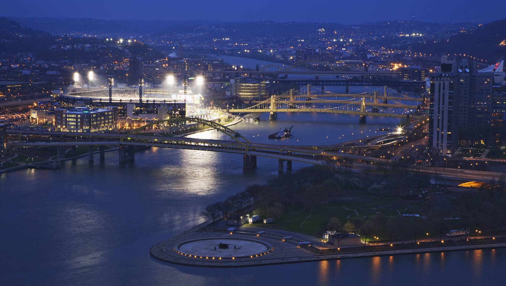 stadium and skyline of pittsburgh
