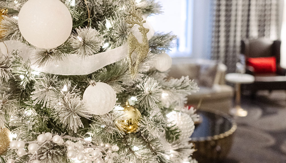 Monaco Pittsburgh Holiday Themed Suite